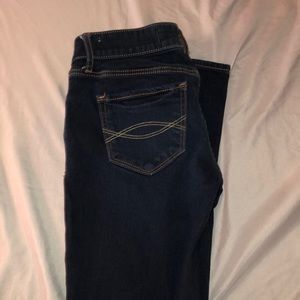 abercrombie dark wash skinny jeans